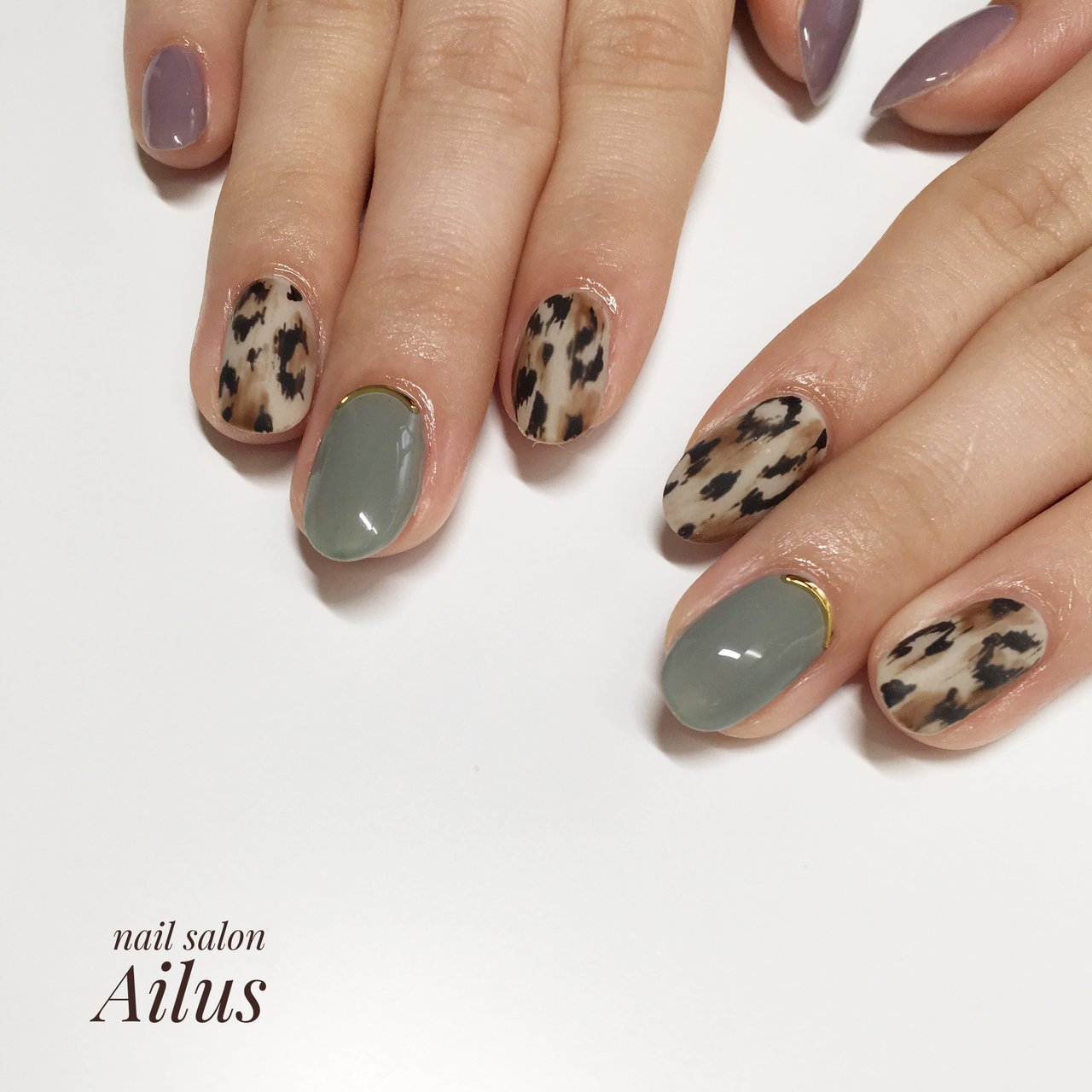 秋 冬 ハンド ワンカラー アニマル柄 Nail Salon Ailusのネイルデザイン No ネイルブック