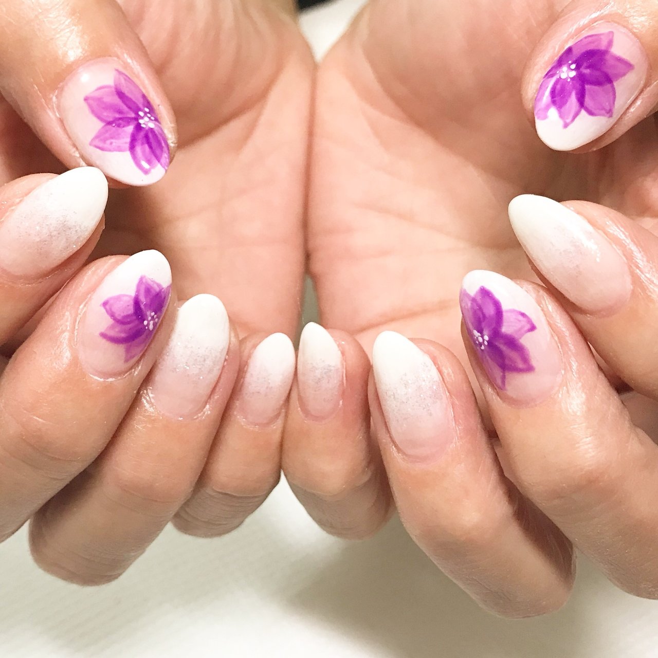 秋 ハンド シンプル グラデーション ラメ Nailfuflaのネイルデザイン No ネイルブック