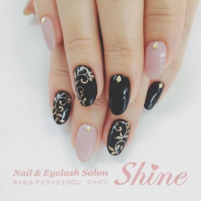 オールシーズン ハンド ラメ ワンカラー ネイティブ Nail Eyelash Salon Shineのネイルデザイン No ネイルブック