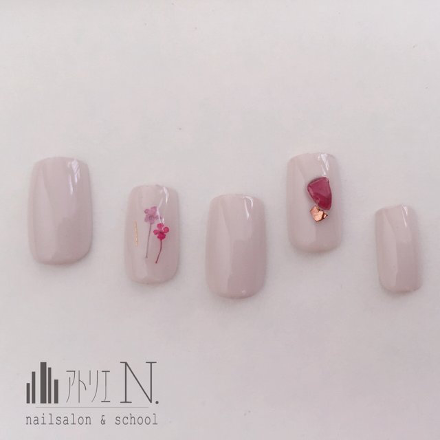 アトリエ N Nailsalon School 大和西大寺のネイルサロン ネイルブック