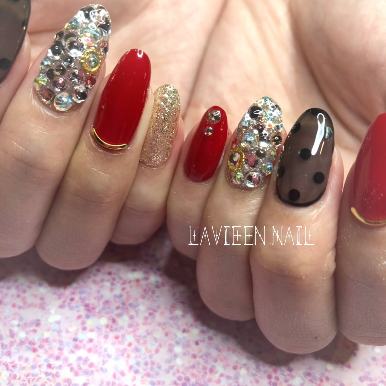 ハンド ラメ ビジュー シースルー デコ Lavieennailのネイルデザイン No 3649665 ネイルブック