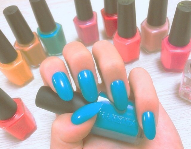 夏 オールシーズン ハンド シンプル ターコイズ とむのネイルデザイン No ネイルブック