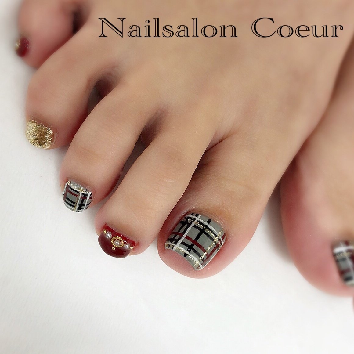 秋 冬 デート 女子会 フット Nailsaloncoeurのネイルデザイン No 3654103 ネイルブック