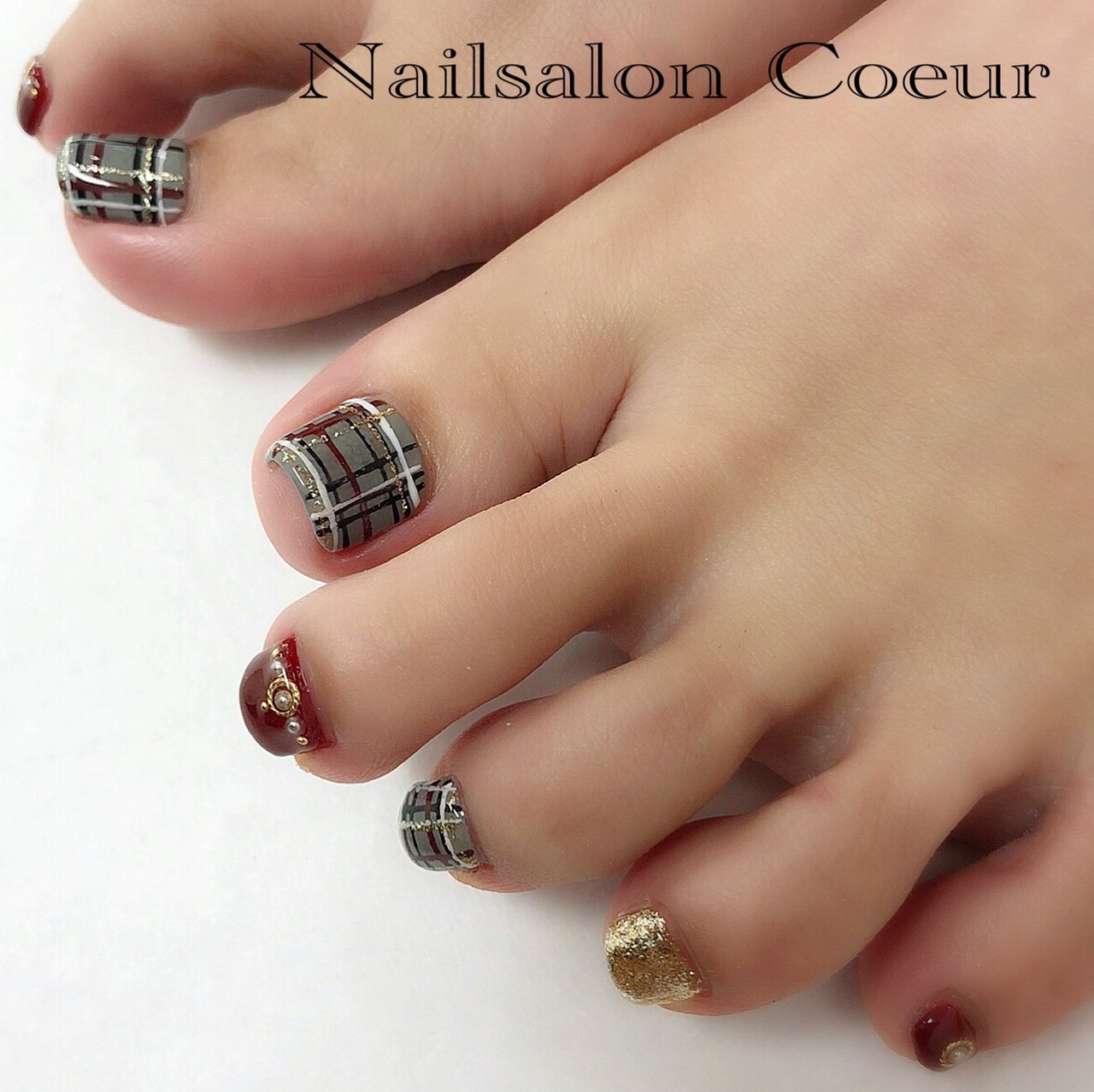 秋 冬 デート 女子会 フット Nailsaloncoeurのネイルデザイン No ネイルブック