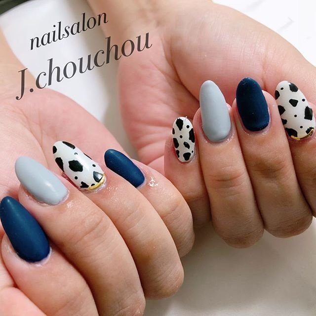 秋 冬 デート ハンド ワンカラー J Chou Chou Nailのネイルデザイン No ネイルブック