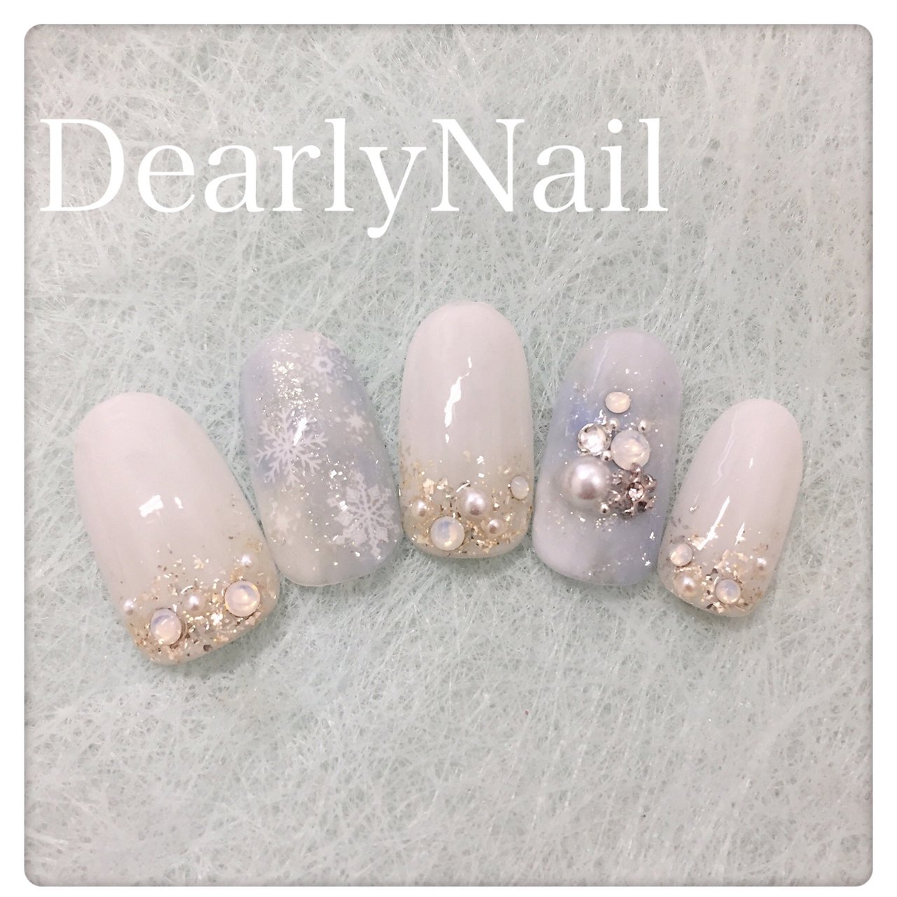 冬 お正月 クリスマス デート ハンド Dearlynailのネイルデザイン No ネイルブック