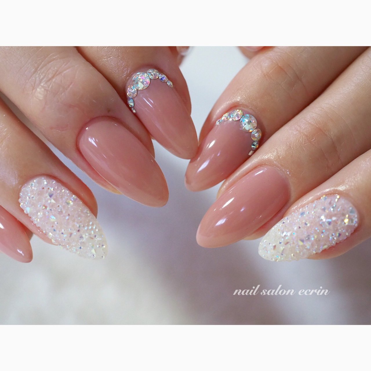 オールシーズン ブライダル パーティー デート クリスタルピクシー Nail Ecrinのネイルデザイン No ネイルブック
