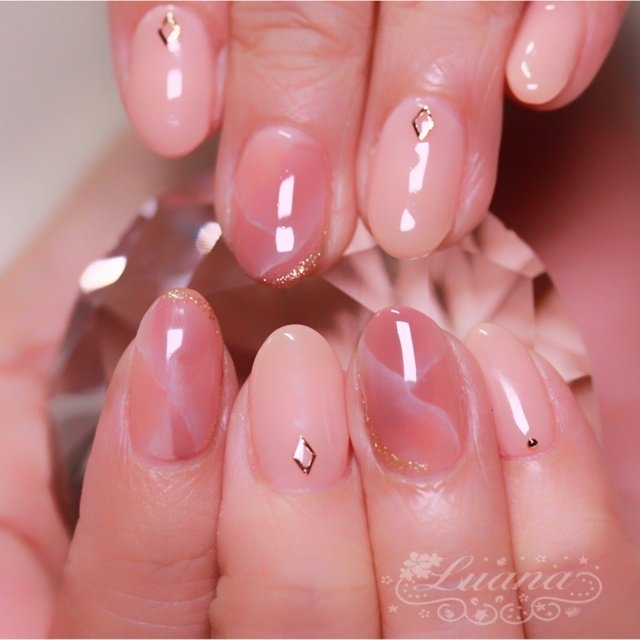 オールシーズン オフィス ハンド ニュアンス ミディアム Nail Eyelash Salon Luana ルアナ のネイル デザイン No 3665626 ネイルブック