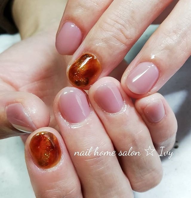 ハンド シンプル べっ甲 ピンク ブラウン Ivy Kankoのネイルデザイン No ネイルブック