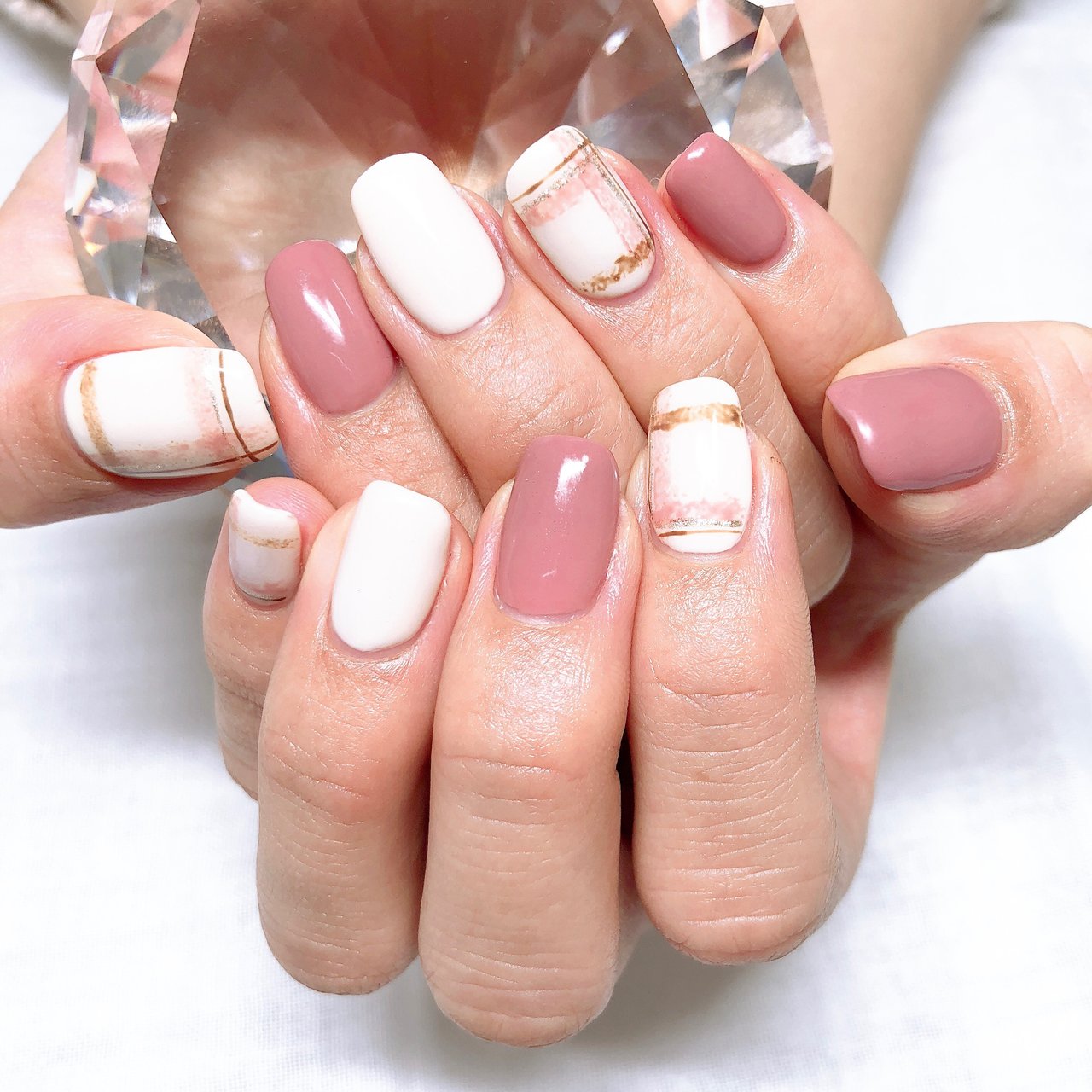 秋 冬 バレンタイン ハンド ワンカラー Nail Salon Daisyのネイルデザイン No ネイルブック