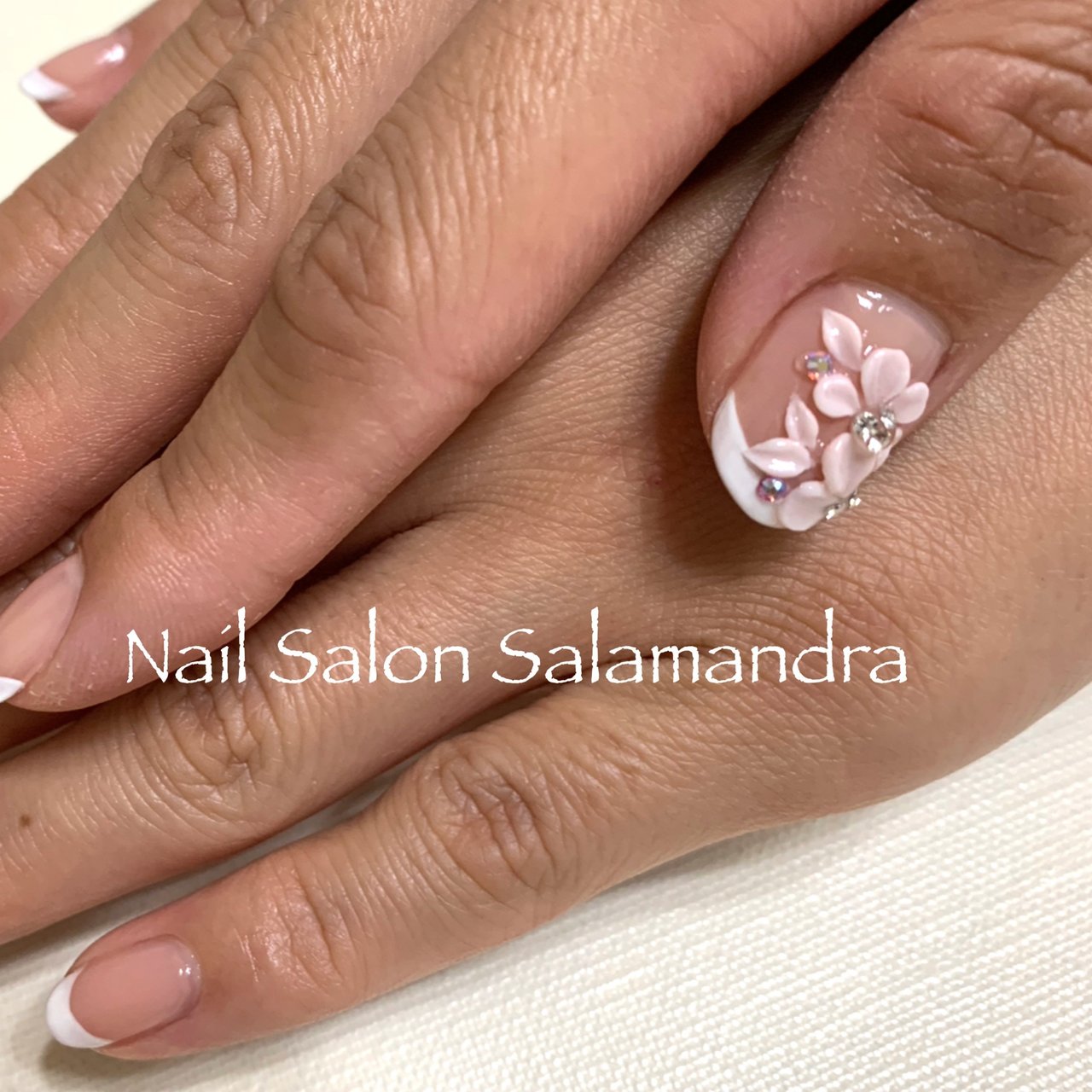 オールシーズン ハンド フレンチ 3d ミディアム Salamandra 八王子ネイルサロン サラマンダラのネイルデザイン No ネイルブック