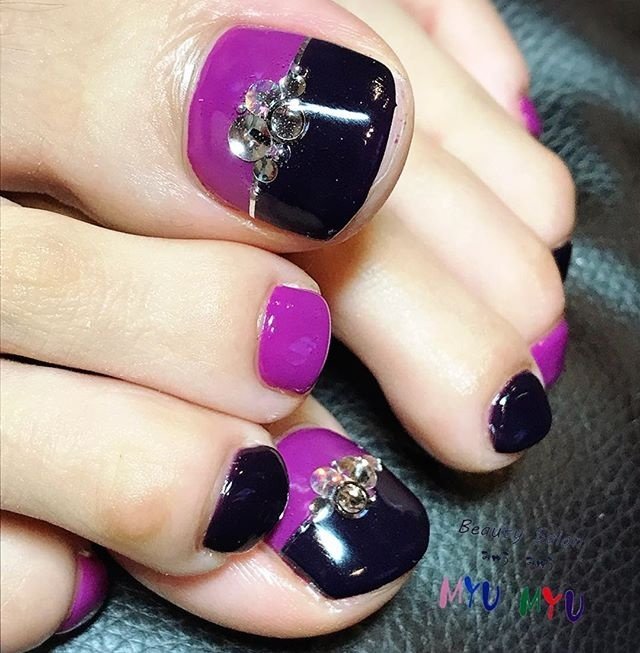 オールシーズン お正月 成人式 女子会 フット Nikaのネイルデザイン No ネイルブック