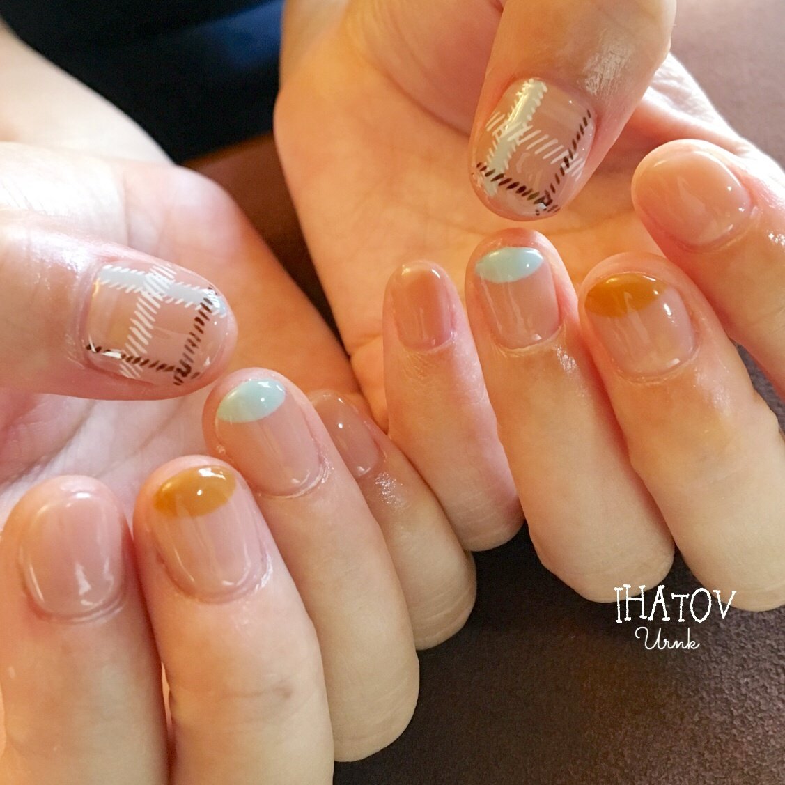 秋 オフィス 女子会 ハンド シンプル Ihatov Nailarts のネイルデザイン No ネイルブック