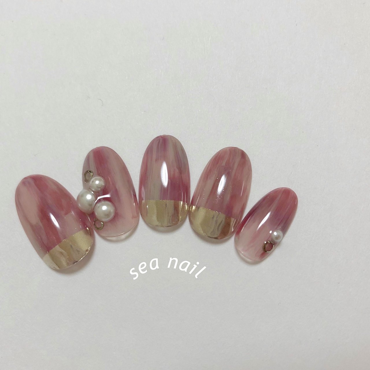 秋 冬 パーティー 女子会 ハンド Meri Nail のネイルデザイン No ネイルブック