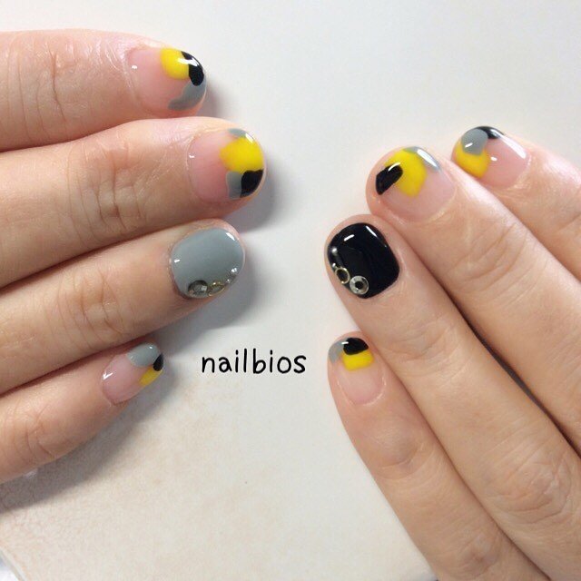 オールシーズン ライブ オフィス 女子会 ハンド Nailbios Tomo のネイルデザイン No ネイルブック