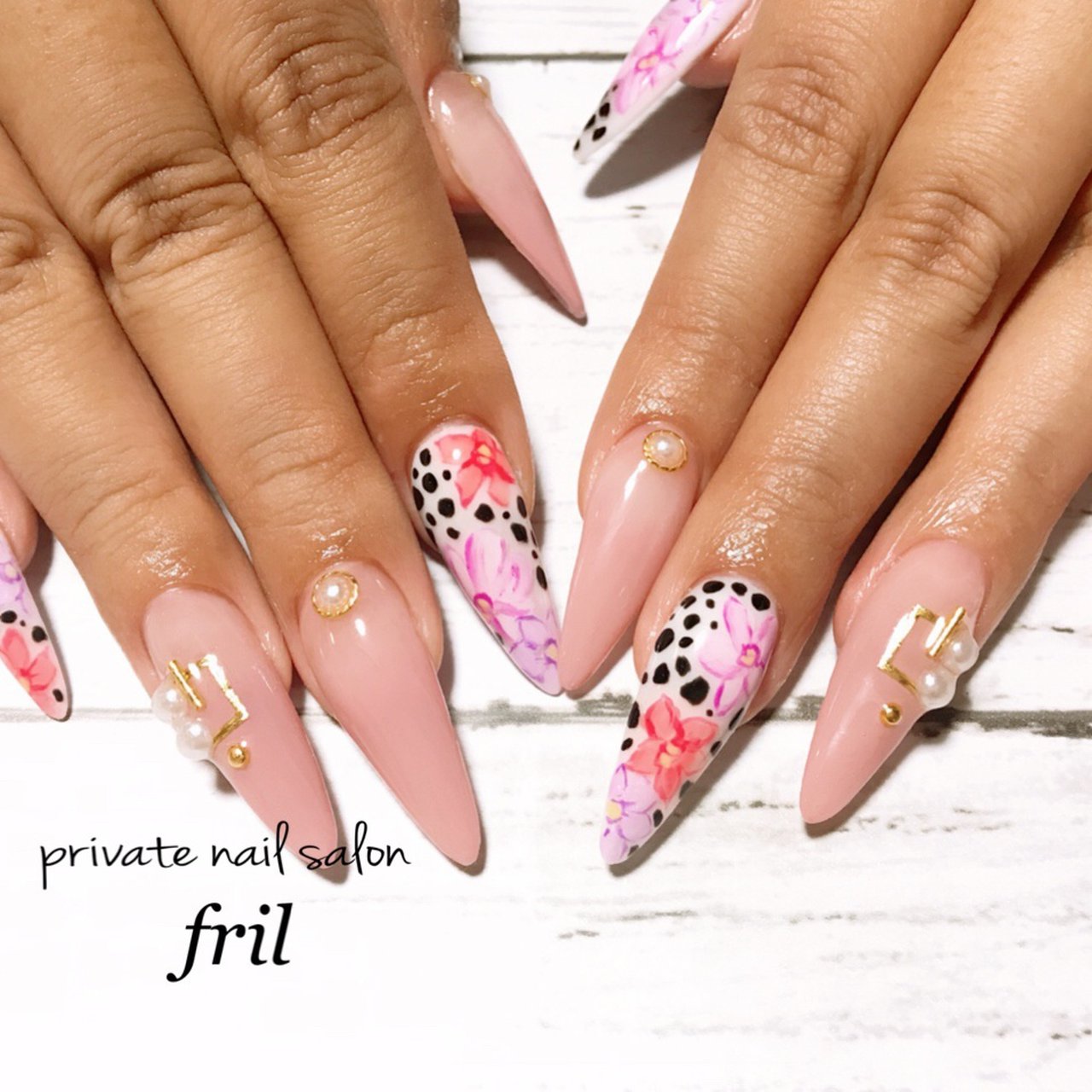 秋 冬 オールシーズン 女子会 ハンド Private Nailsalon Frilのネイルデザイン No ネイルブック