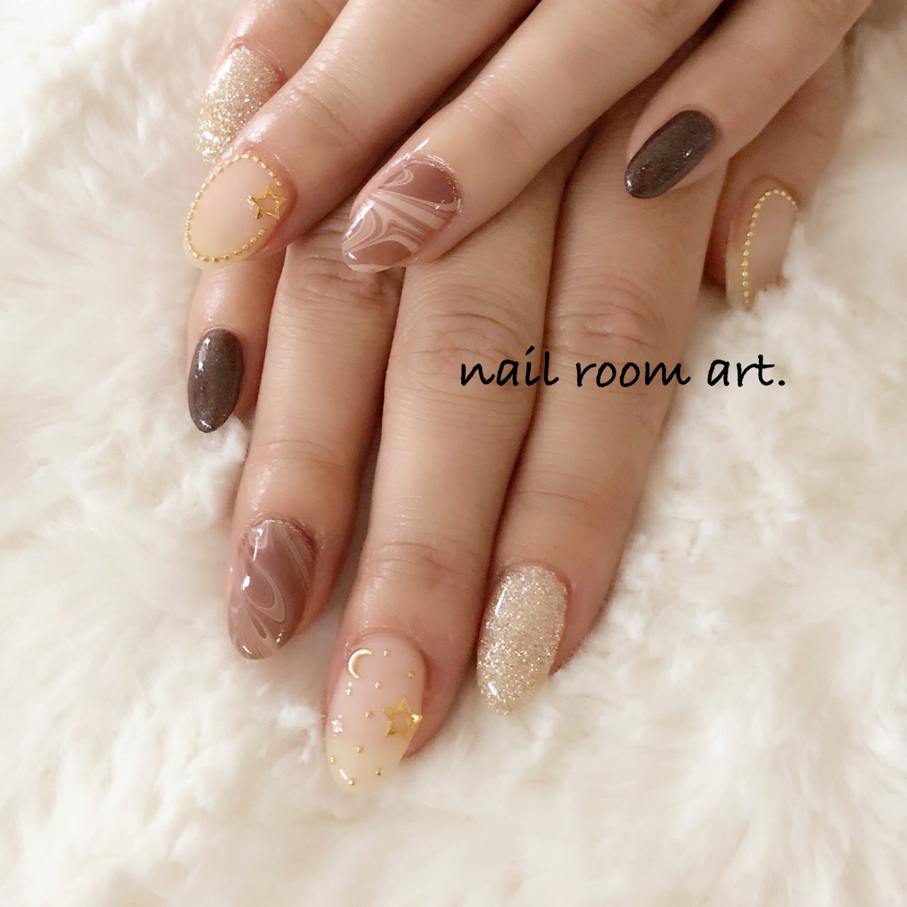 クリスマス パーティー デート ラメ シュガー Nail Room Art のネイルデザイン No ネイルブック