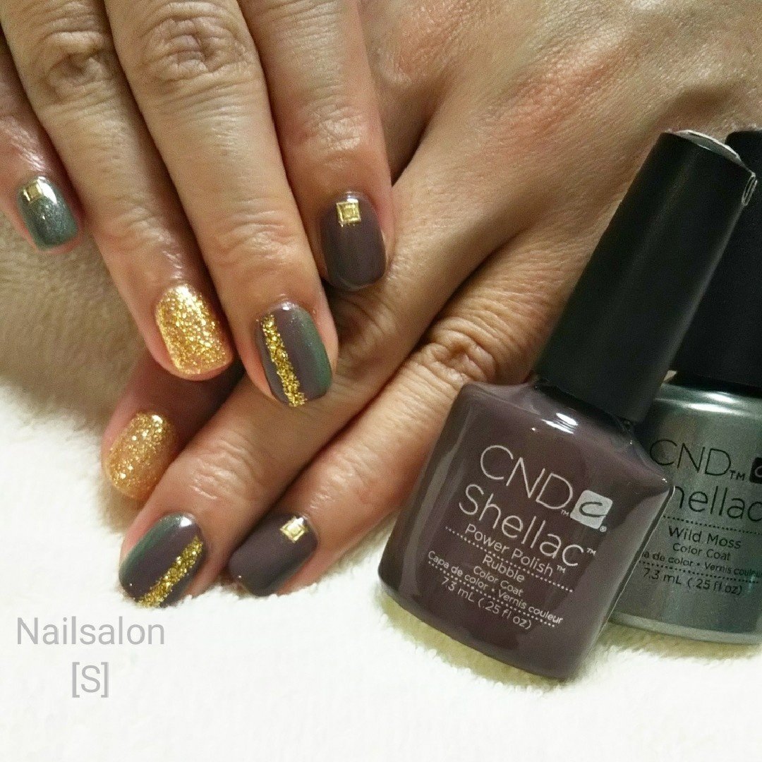 秋 冬 ハンド ラメ ストライプ Shellacnailsenmonten Sのネイルデザイン No ネイルブック