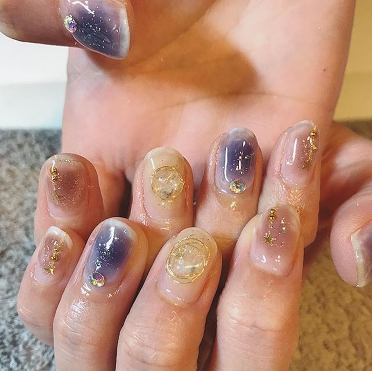 秋 冬 シンプル 変形フレンチ ワンカラー Cureのネイルデザイン No ネイルブック