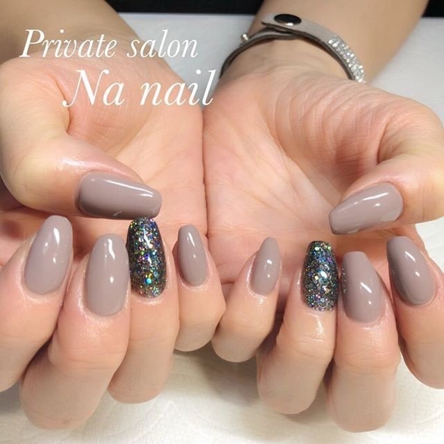 秋 冬 ハンド シンプル ホログラム Na Nailのネイルデザイン No ネイルブック