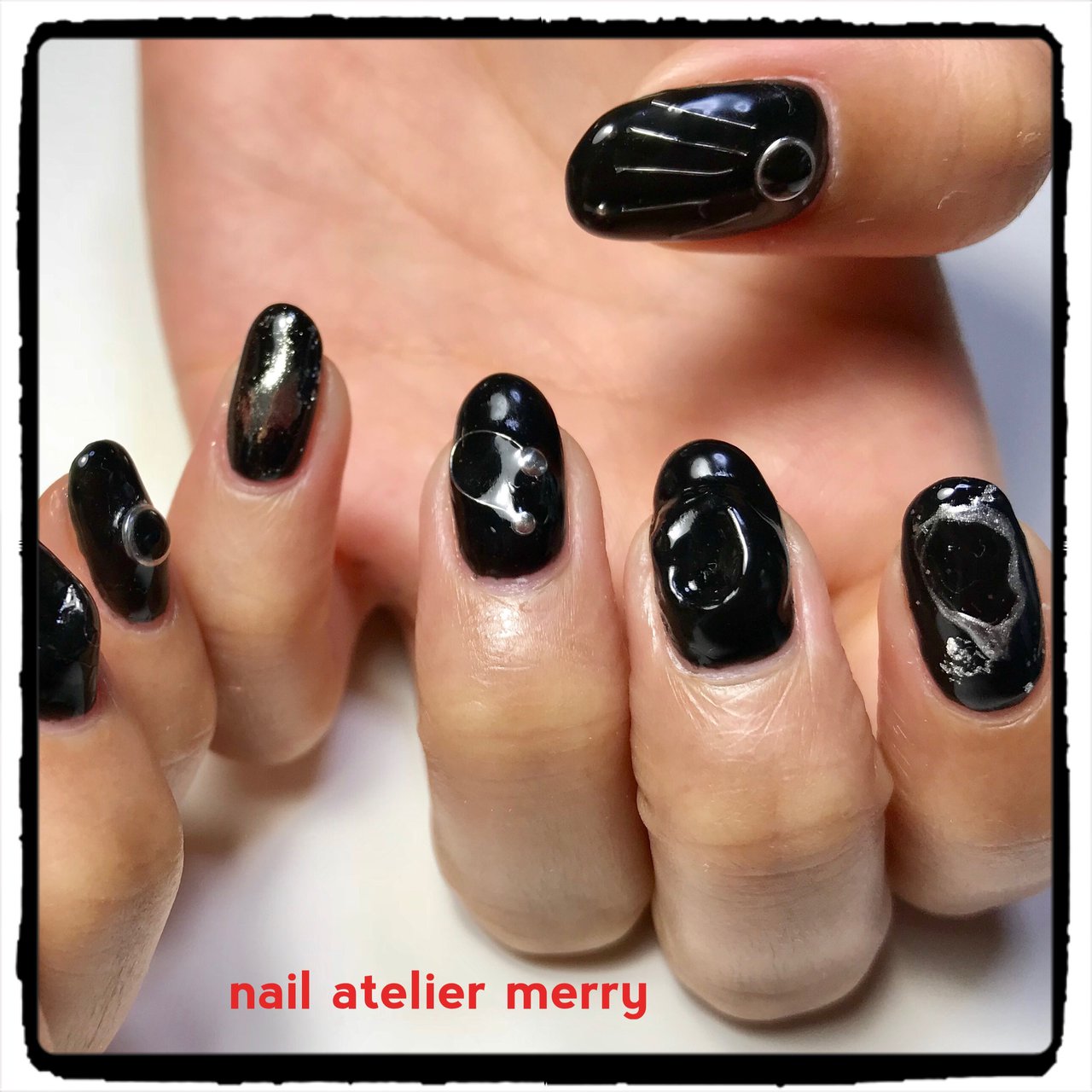 ハンド/ショート/ブラック/シルバー/ジェルネイル - chi430の