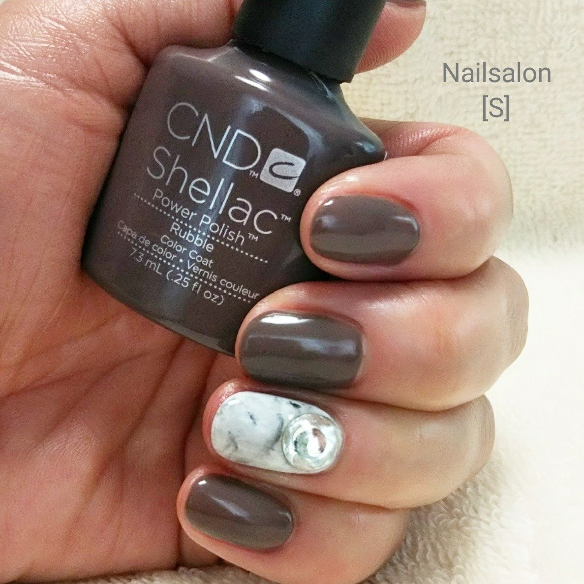 秋 冬 ハンド シンプル ワンカラー Shellacnailsenmonten Sのネイルデザイン No 3701132 ネイルブック