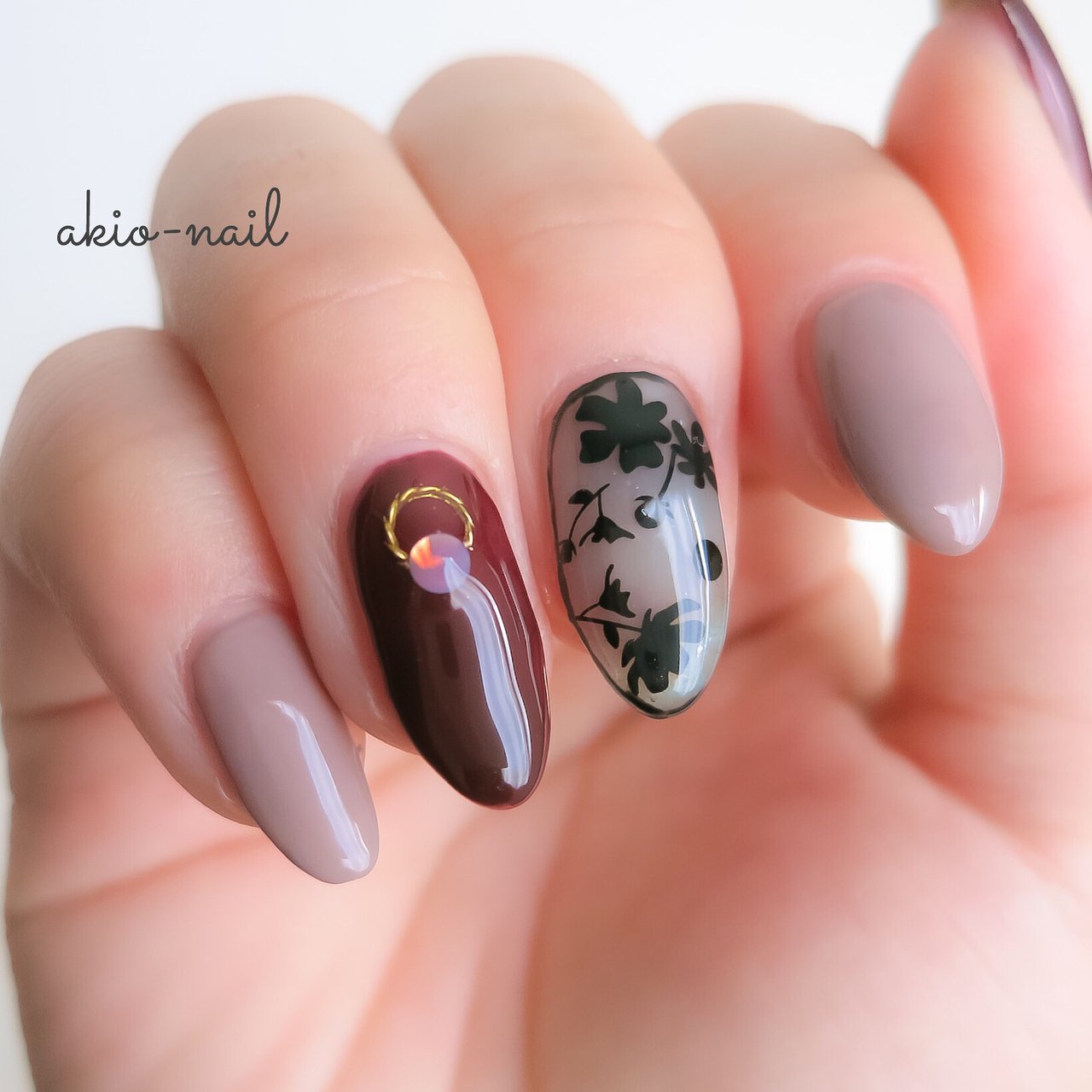 秋 ハンド シンプル シースルー ミディアム Akio Nailのネイルデザイン No ネイルブック