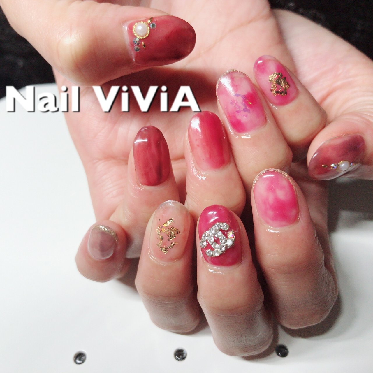 秋 クリスマス パーティー 女子会 ハンド Nail Vivia ネイル ビビア のネイルデザイン No ネイルブック