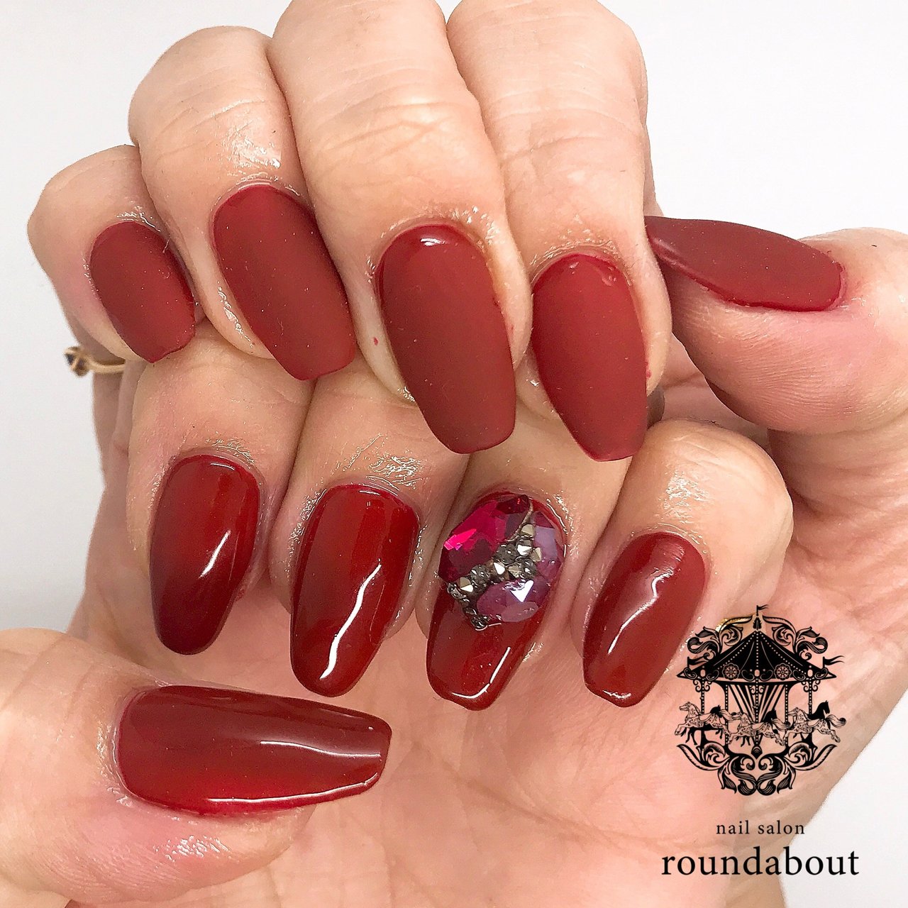 秋 冬 お正月 成人式 ハンド Yuko Nail Salon Roundabout のネイルデザイン No ネイルブック