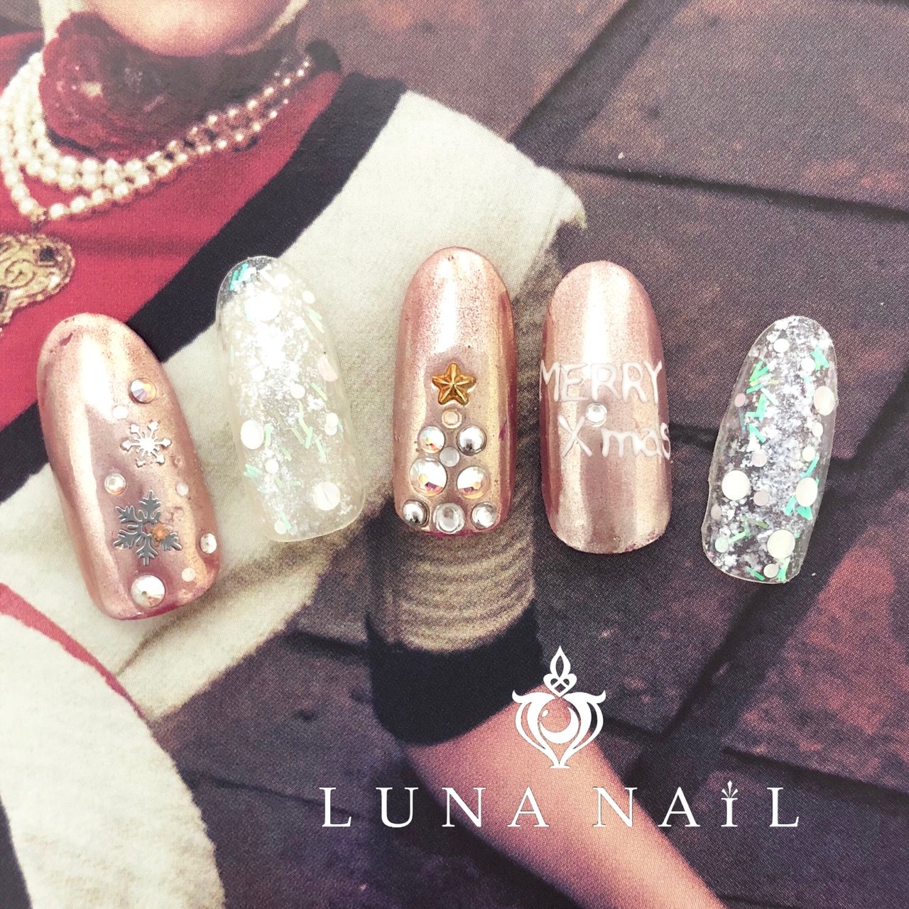 冬 クリスマス ハンド シンプル ホログラム Luna Nail のネイルデザイン No ネイルブック