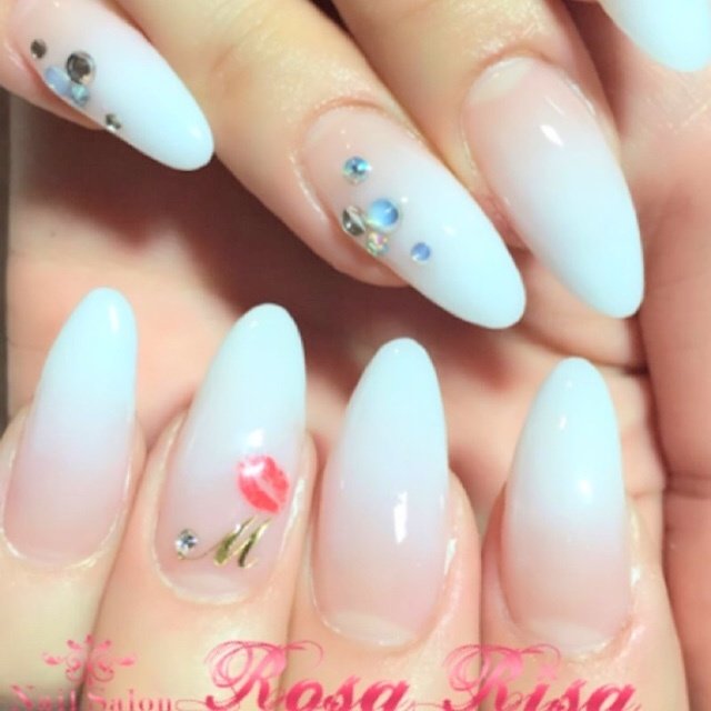 オールシーズン バレンタイン ブライダル ハンド シンプル Nail Salon Rosa Risaのネイルデザイン No ネイル ブック