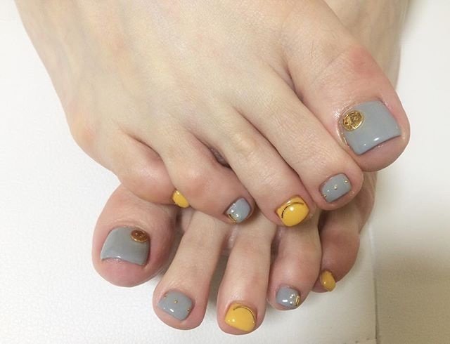 オールシーズン 旅行 女子会 フット シンプル プライベートネイルサロンone Plus Nailのネイルデザイン No ネイル ブック