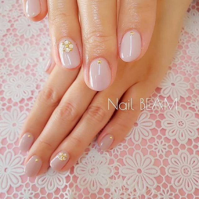 オールシーズン シンプル ワンカラー ビジュー ピンク Nailbeamのネイルデザイン No ネイルブック