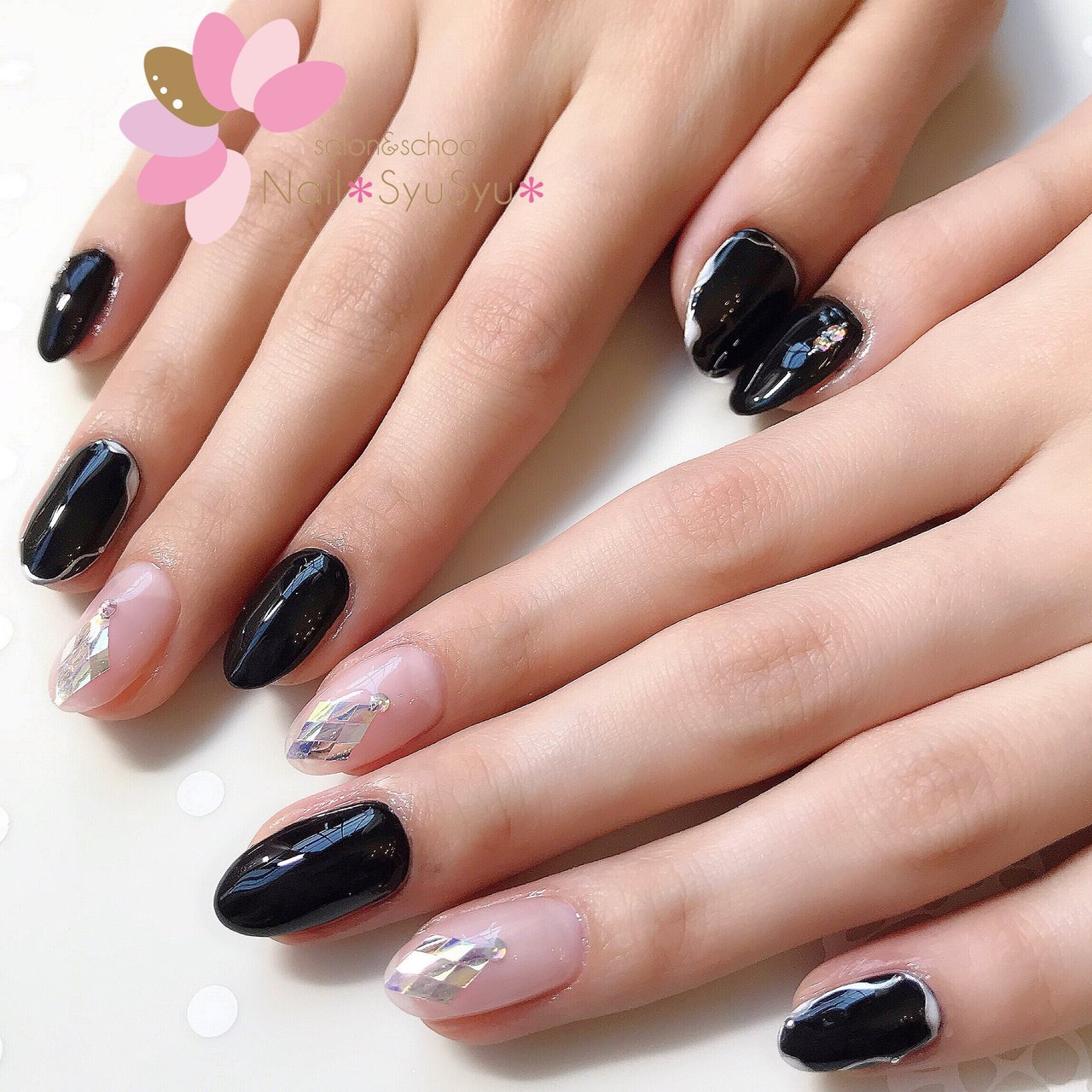 秋 冬 ハンド シンプル ホログラム Nail Syusyu ネイルシュシュのネイルデザイン No ネイルブック