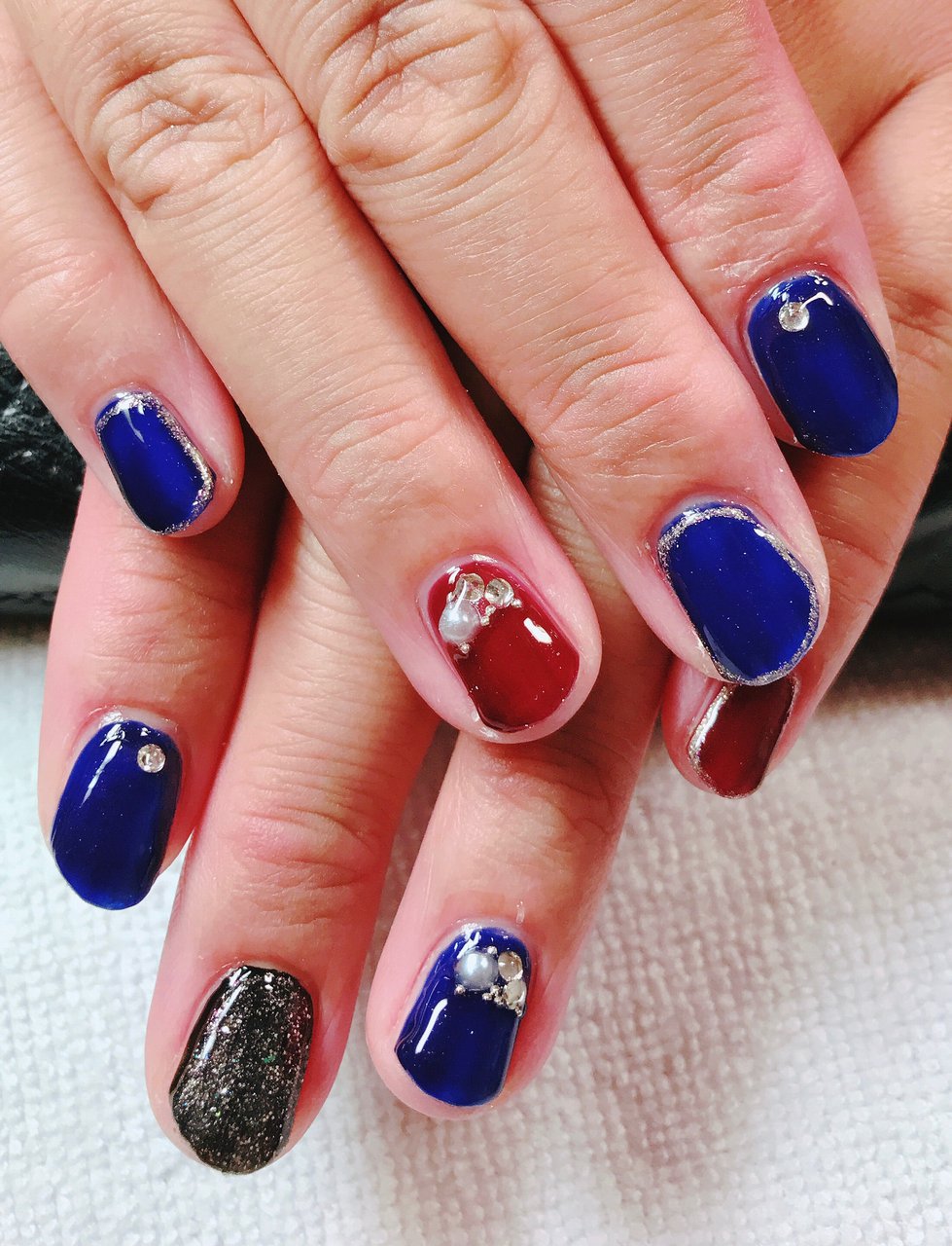 秋 冬 ネイビー ボルドー Heartのネイルデザイン No ネイルブック