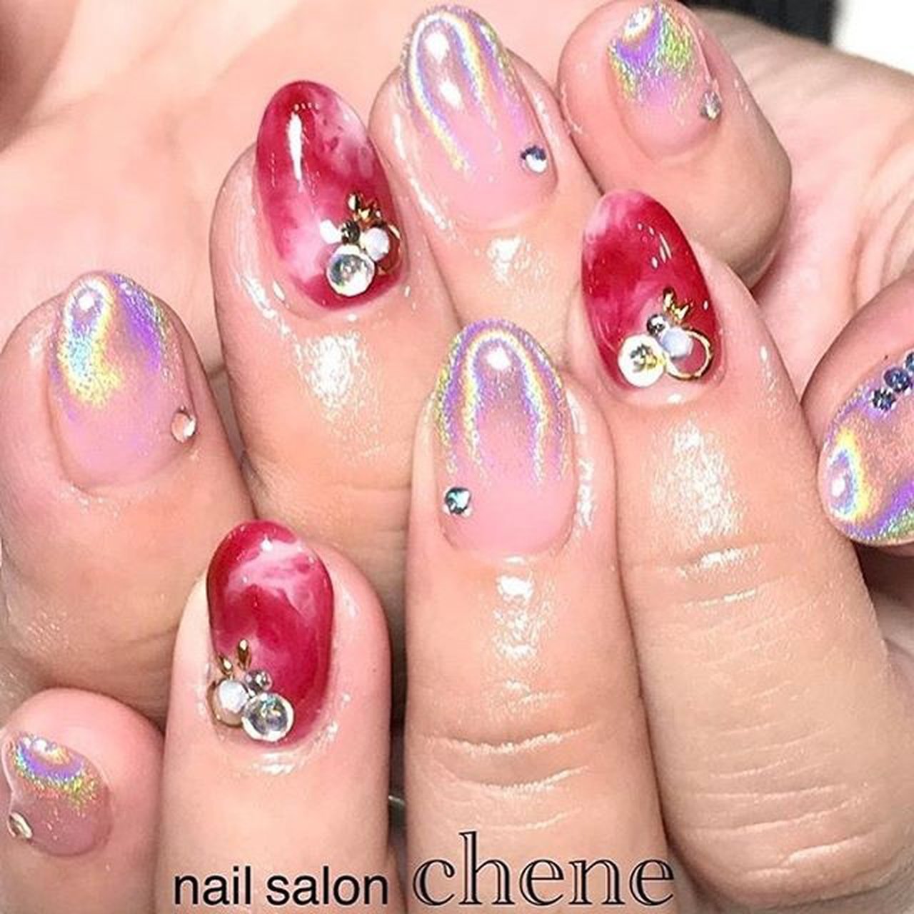 グラデーション ビジュー マーブル ユニコーン ショート Nailsalon Chene シェンヌ のネイルデザイン No ネイル ブック