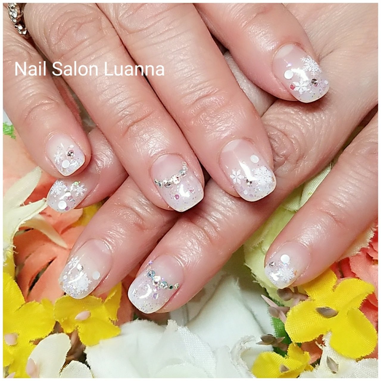 冬 クリスマス オフィス ハンド シンプル Luanna Nailのネイルデザイン No ネイルブック