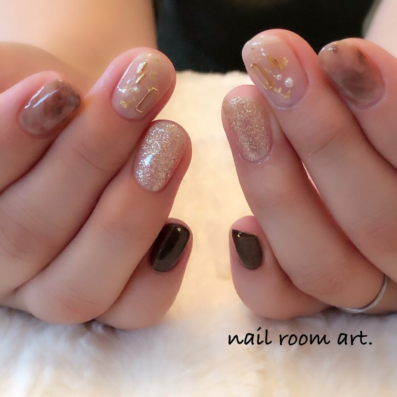 秋 冬 デート 女子会 ブラウン Nail Room Art のネイルデザイン No ネイルブック