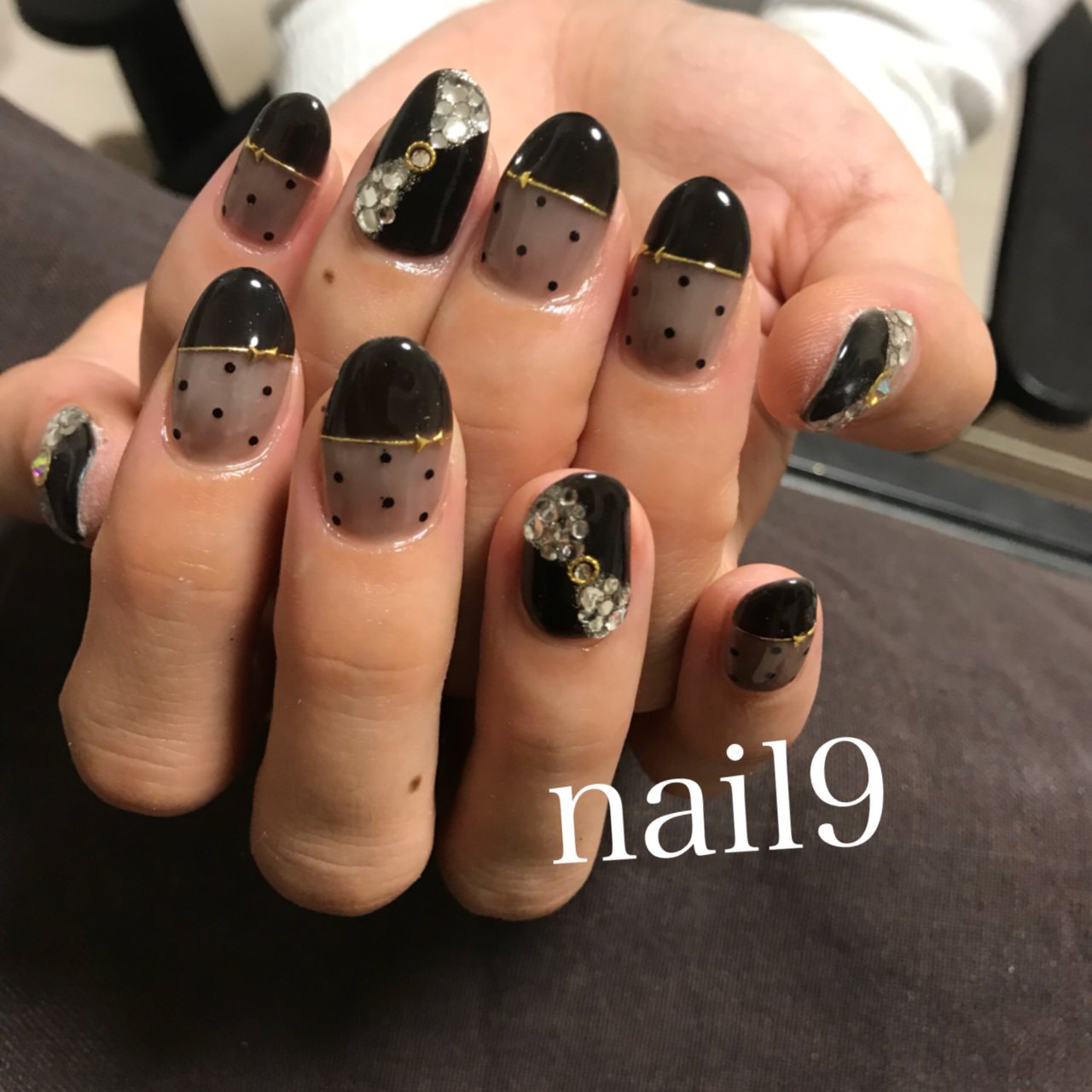 冬 オールシーズン ハンド ショート ブラック Nail9のネイルデザイン No ネイルブック