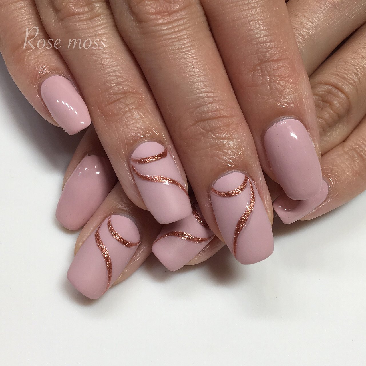 オールシーズン シンプル マット ベージュ ピンク Rosemoss Nailのネイルデザイン No ネイルブック