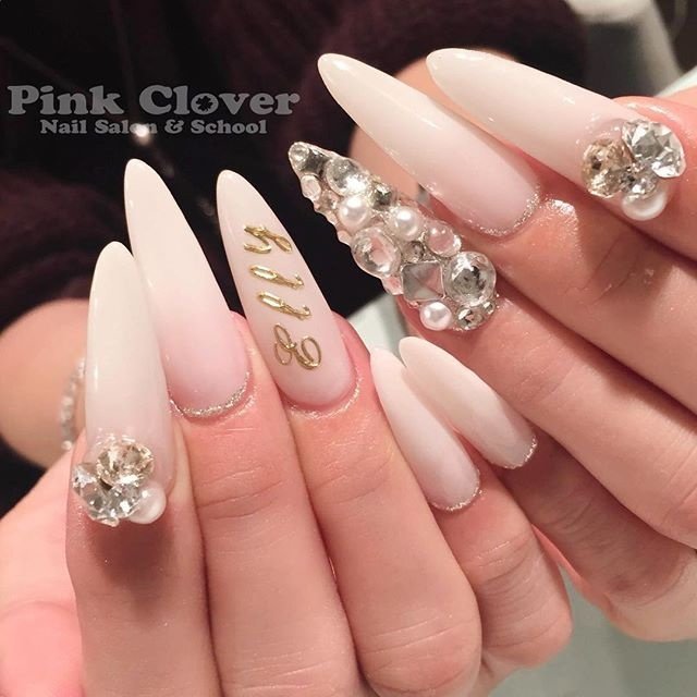 冬 オールシーズン クリスマス ブライダル ハンド Pink Clover ネイルサロン スクールのネイルデザイン No ネイル ブック