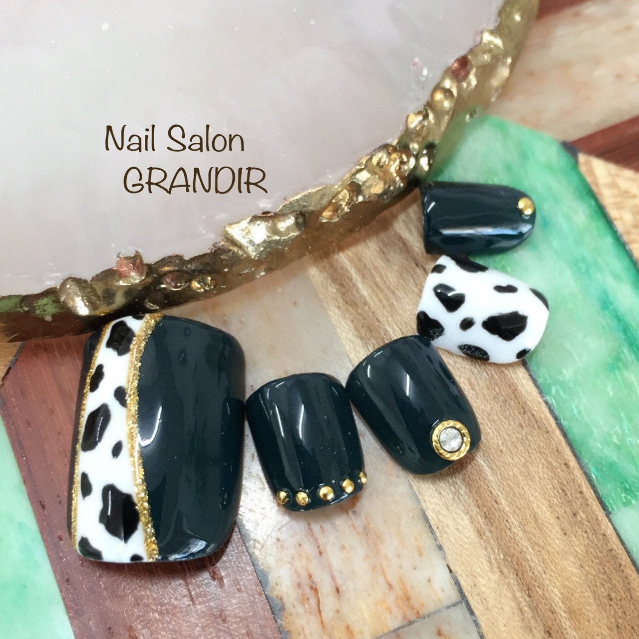 秋 冬 オフィス パーティー フット Nail Grandirのネイルデザイン No ネイルブック