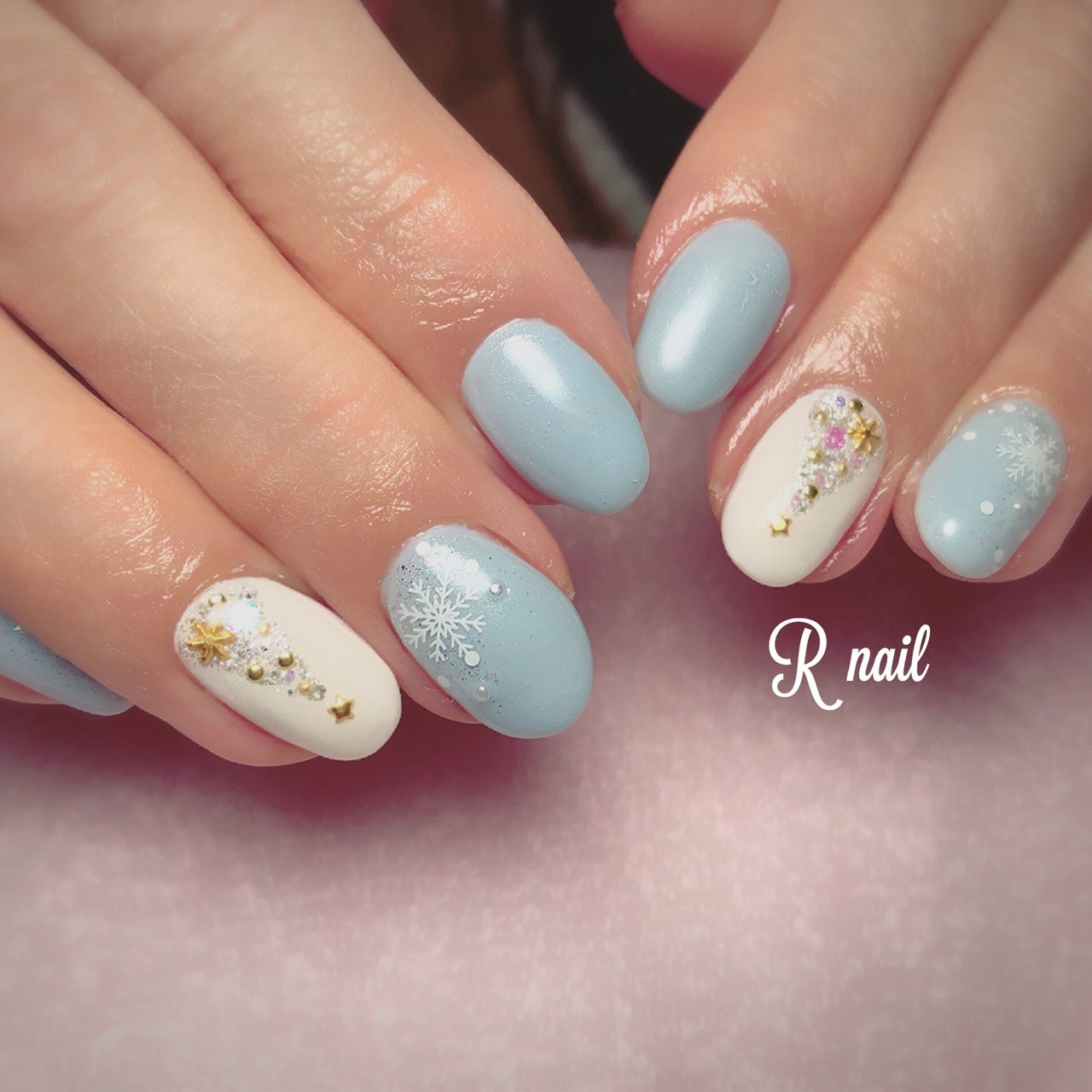 冬 クリスマス オフィス ハンド ラメ R Nailのネイルデザイン No ネイルブック