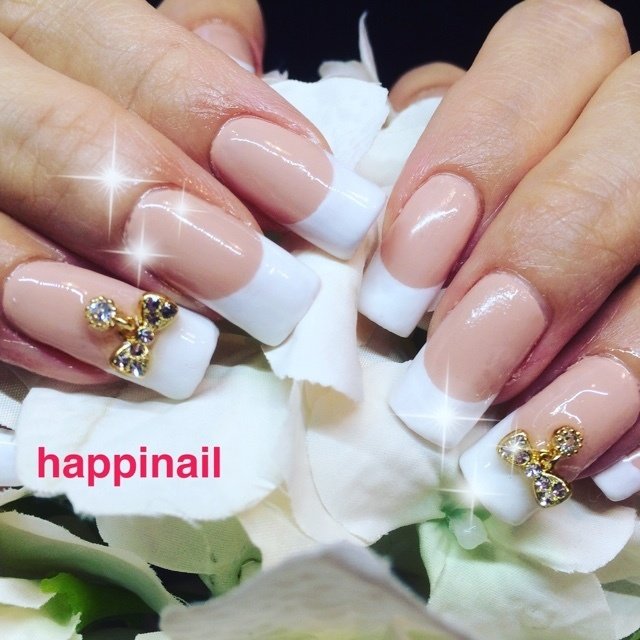 オールシーズン ブライダル パーティー ハンド フレンチ Happinailのネイルデザイン No 1602391 ネイルブック