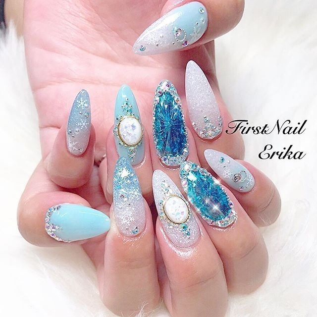 冬 お正月 クリスマス ブライダル ハンド Rosella Okaeriのネイルデザイン No ネイルブック