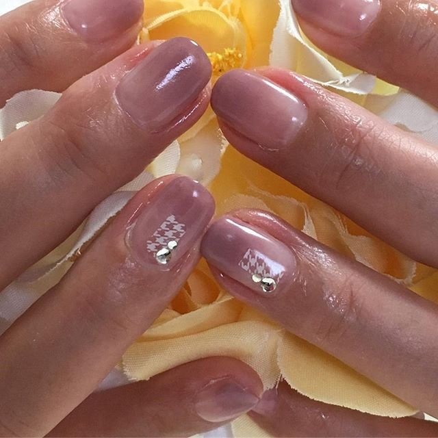 オールシーズン ハンド グラデーション 千鳥柄 ショート Sakiのネイルデザイン No ネイルブック