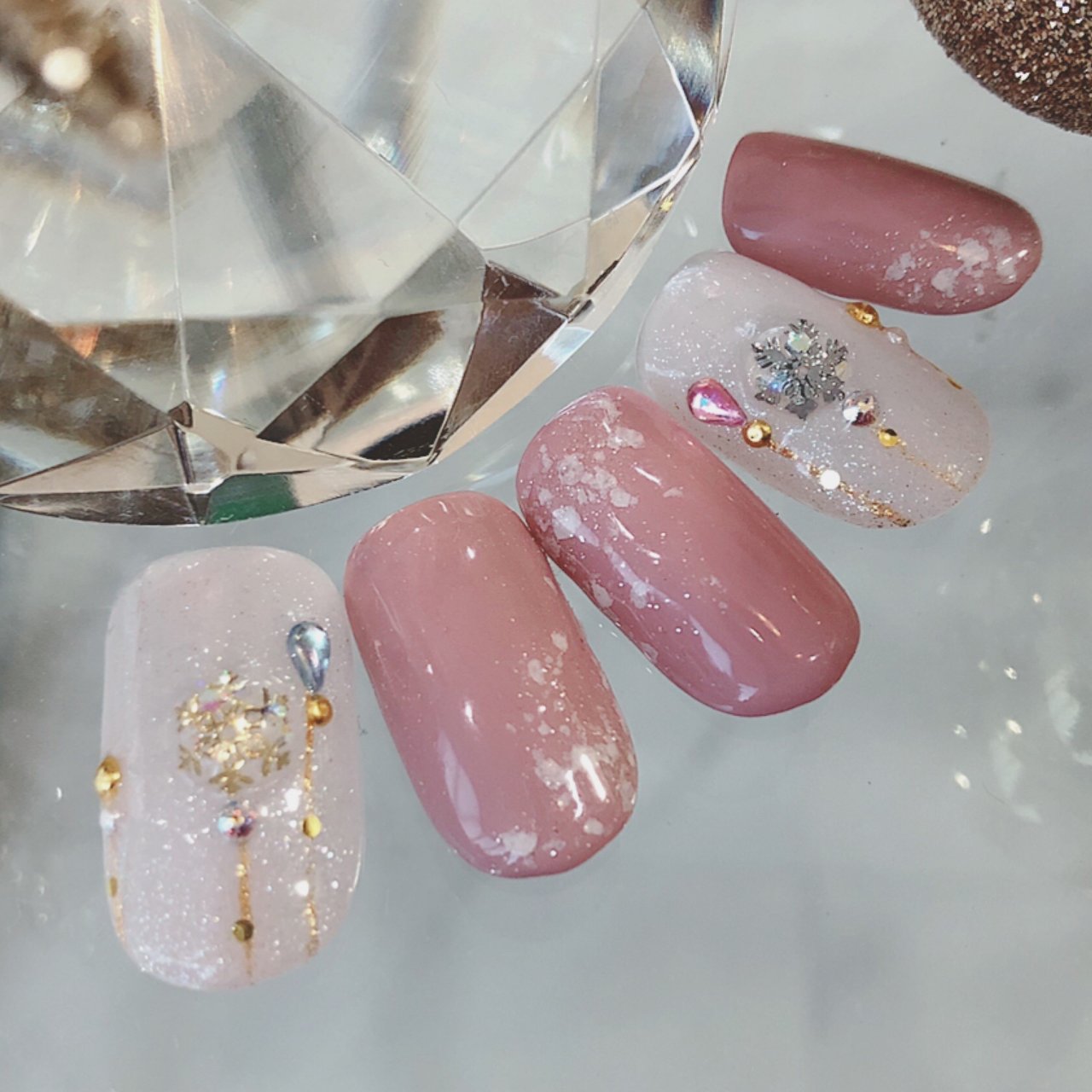 冬 クリスマス パーティー デート 雪の結晶 Crownnail0225のネイルデザイン No ネイルブック