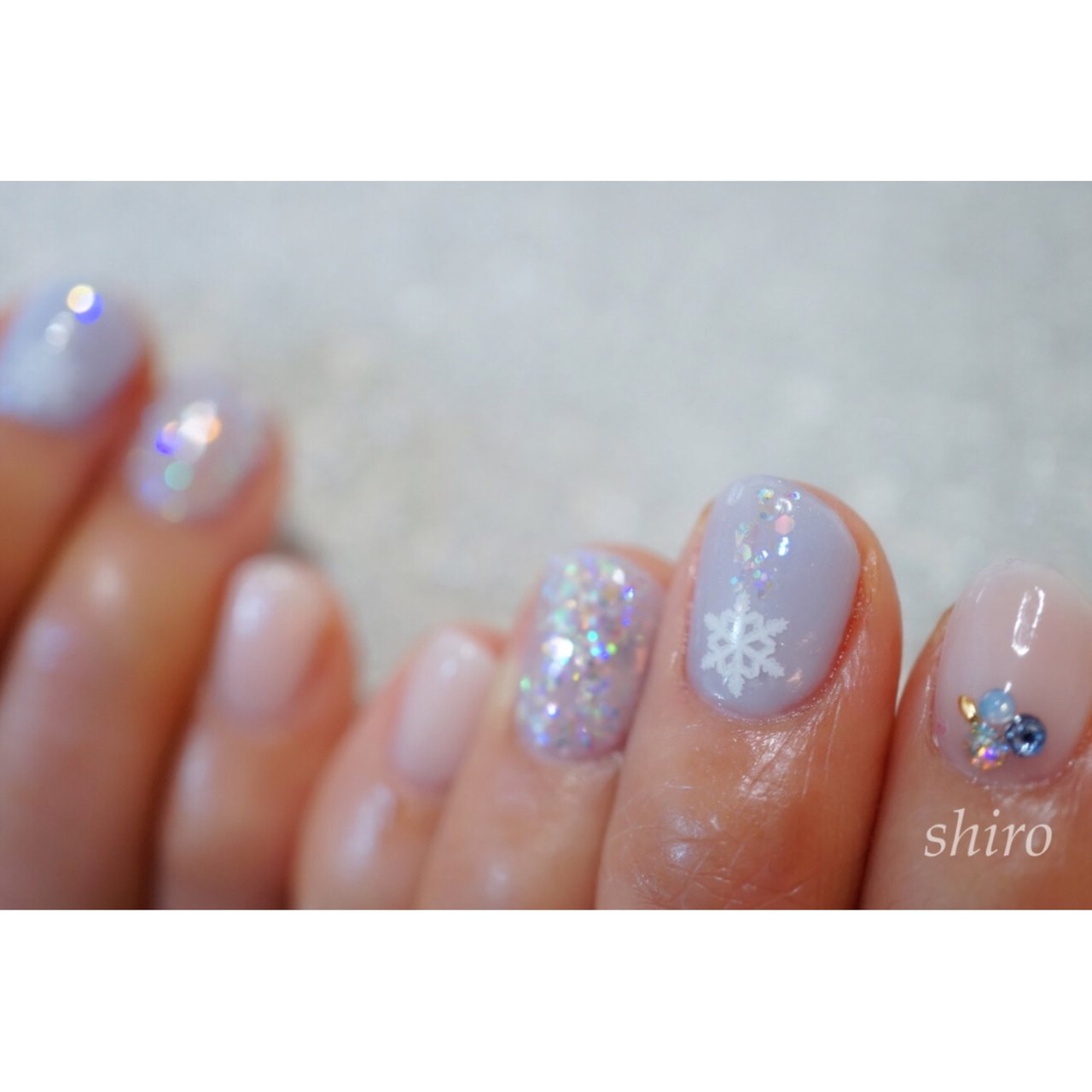 冬 クリスマス デート ラメ ワンカラー Private Nail Salon Shiroのネイルデザイン No ネイルブック