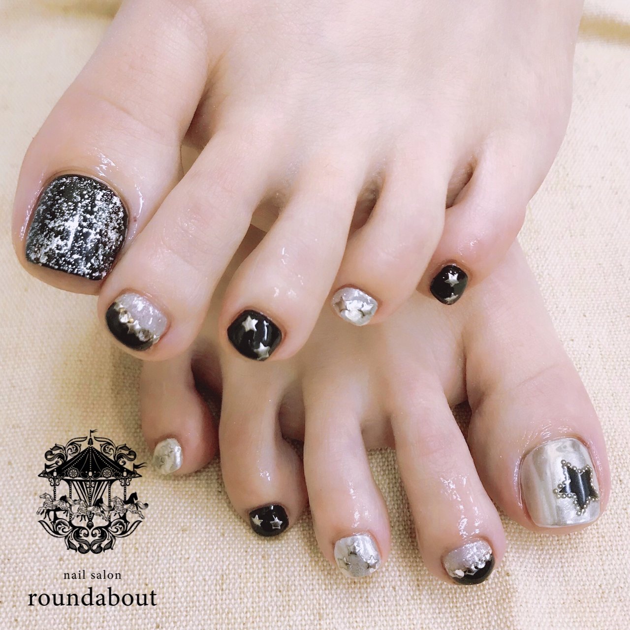 オールシーズン ライブ ハロウィン クリスマス フット Yuko Nail Salon Roundabout のネイル デザイン No ネイルブック