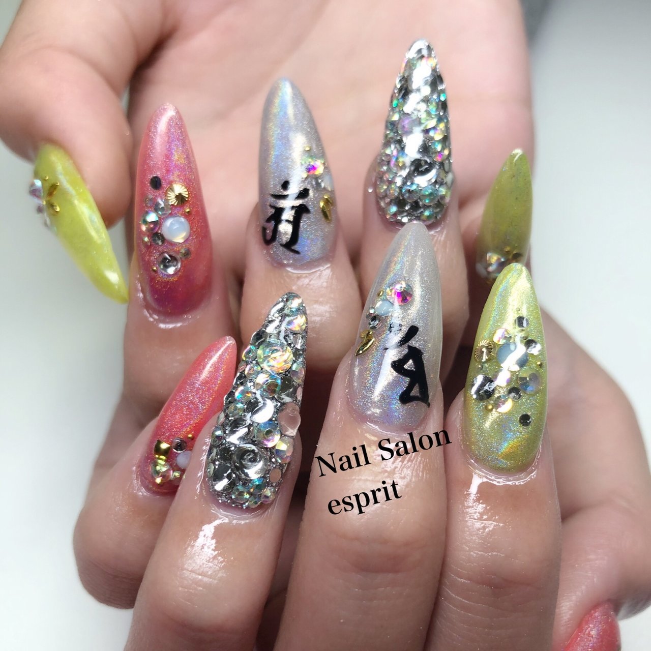 夏 冬 オールシーズン パーティー ハンド Nail Salon Esprit 和光市 朝霞市 のネイルデザイン No 3765241 ネイルブック